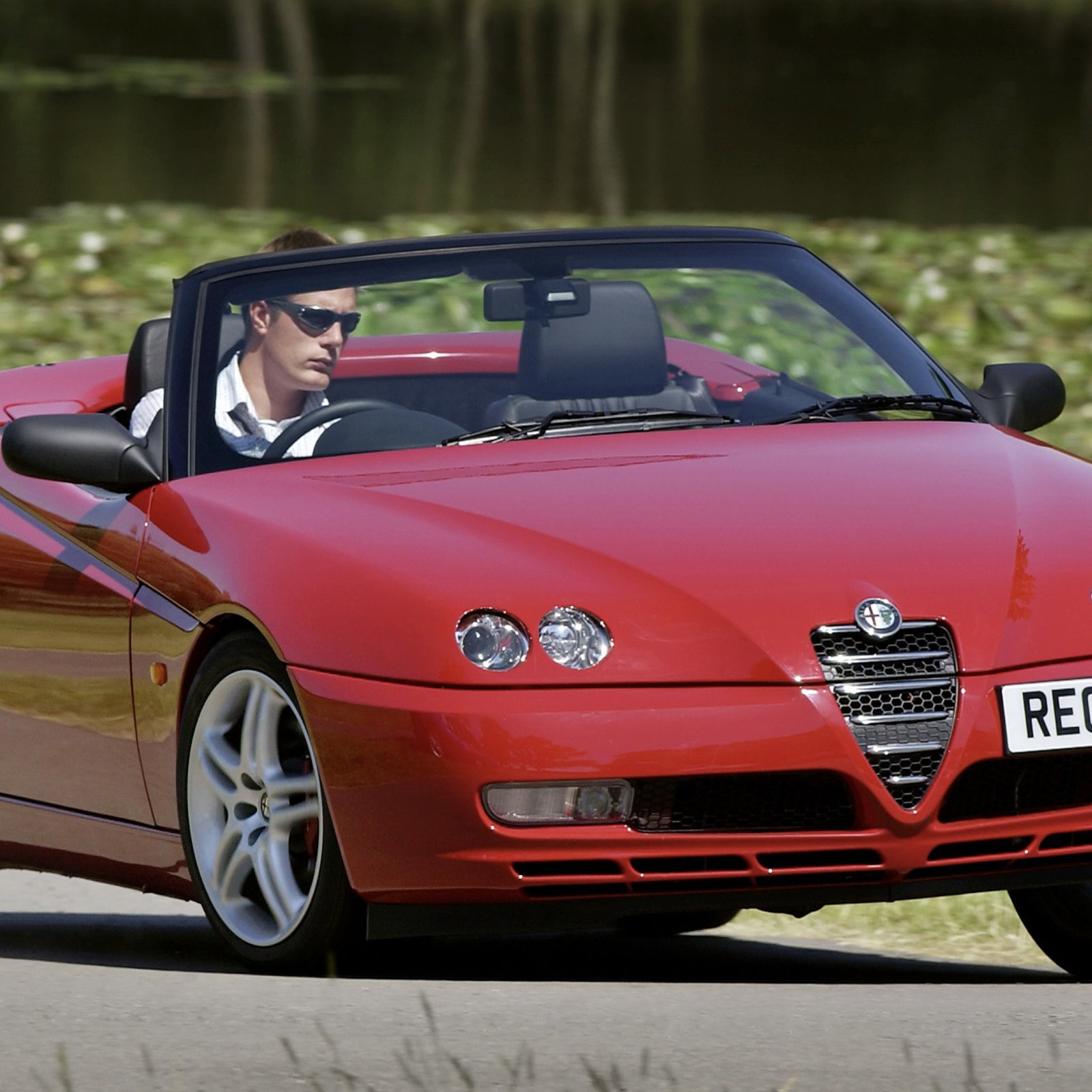 Alfa Romeo Spider (916)